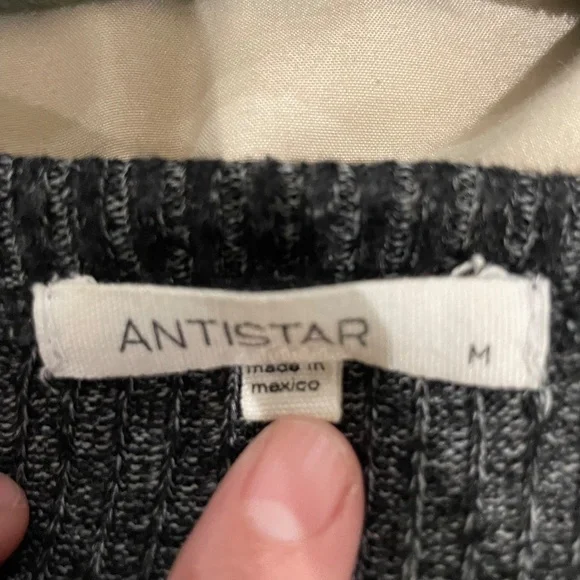 Long sleeve - Picture 3 of 3